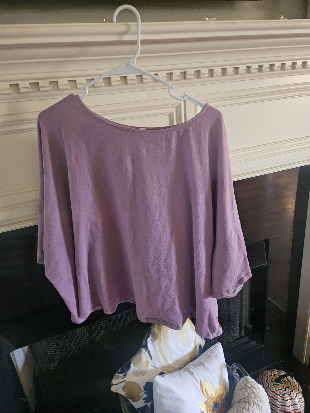 Relaxed Fit Women's Top in Mauve